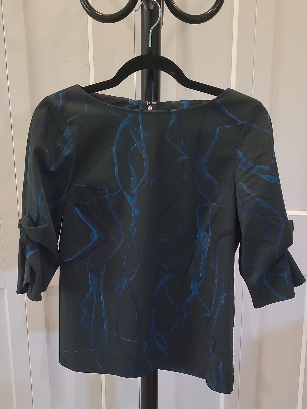 COS Woman's Green Abstract-Print Boatneck Top